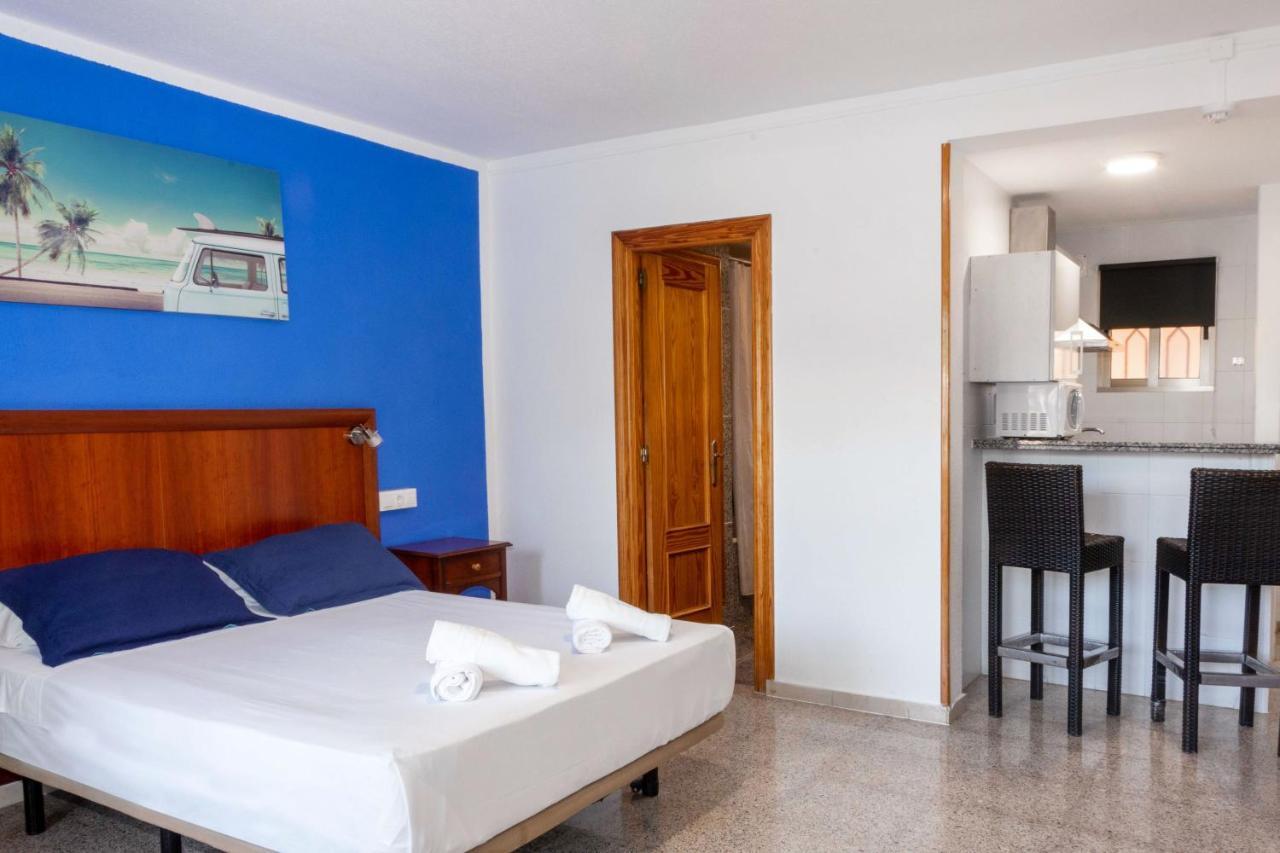 Apartamentos Palasiet Бенидорм Екстериор снимка