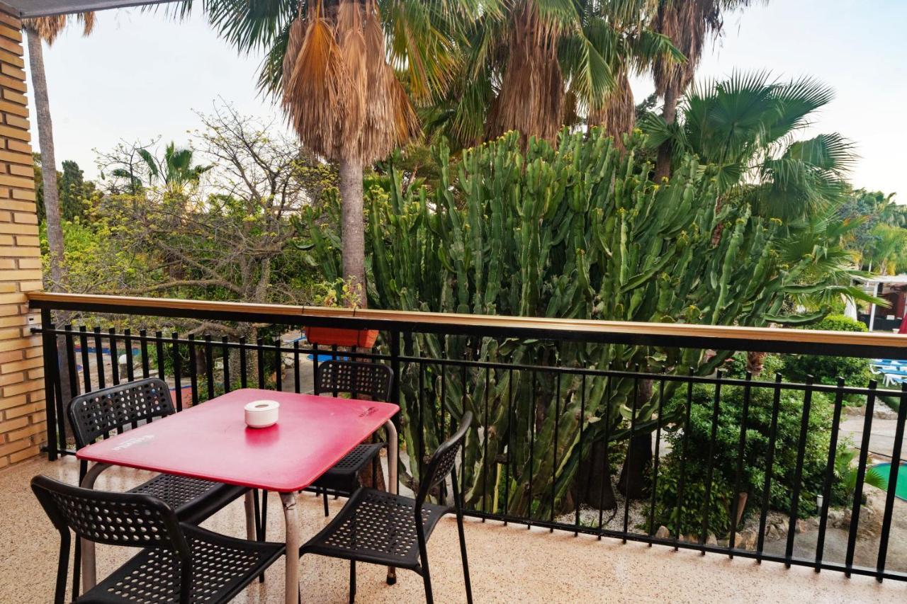 Apartamentos Palasiet Бенидорм Екстериор снимка