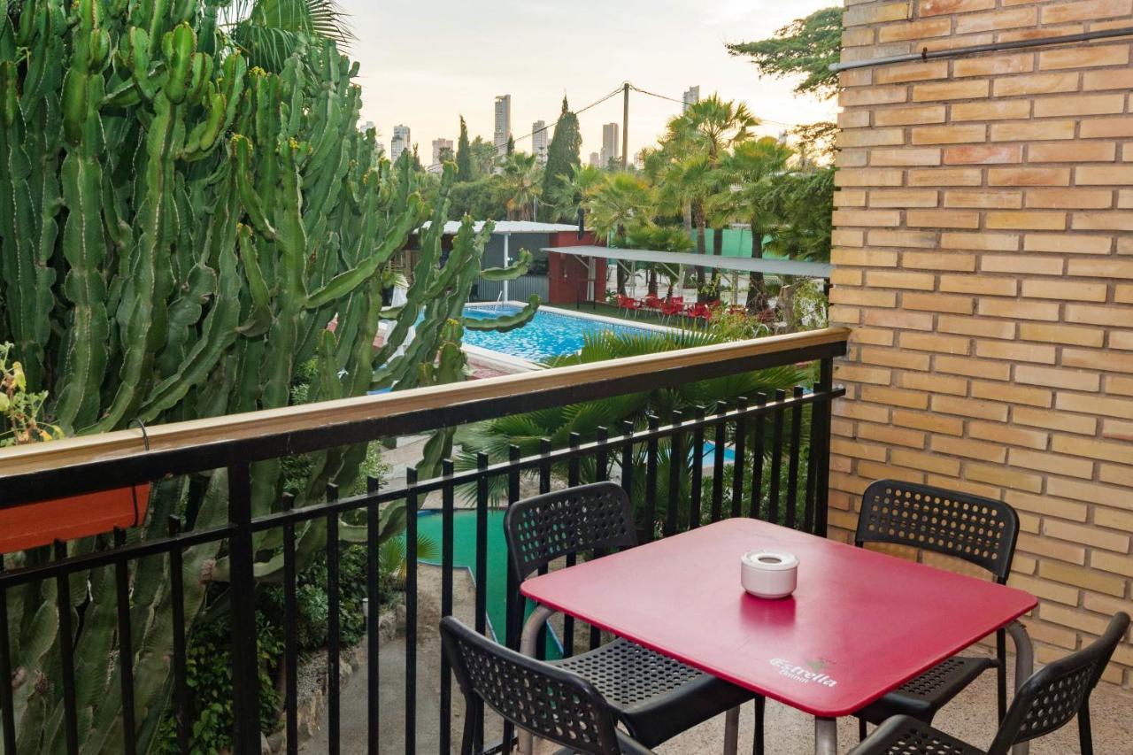Apartamentos Palasiet Бенидорм Екстериор снимка